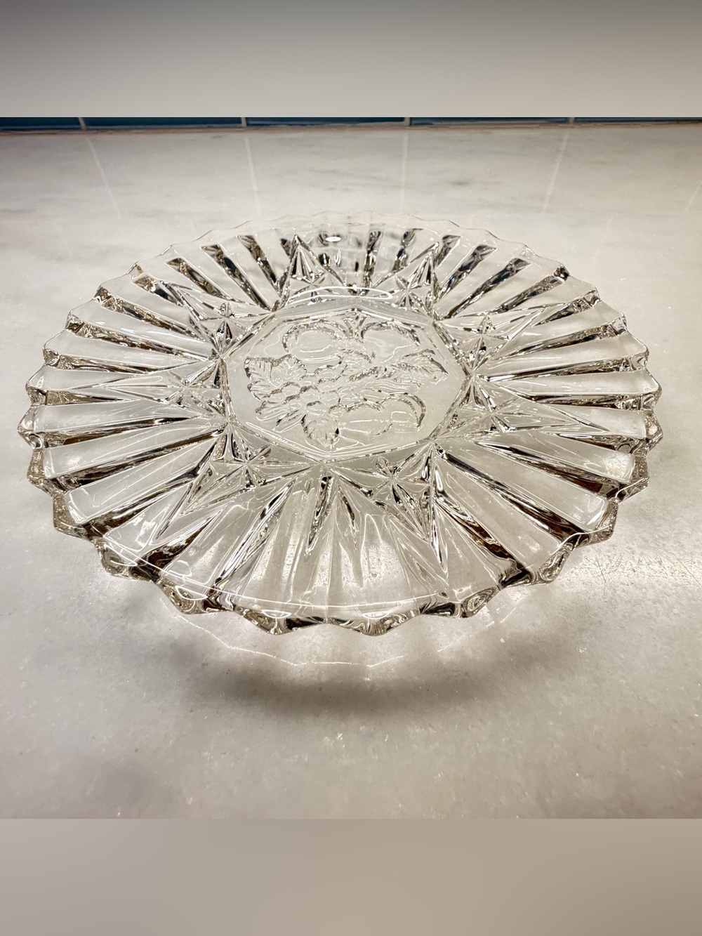 Vintage Clear Pressed Glass Fruit & Starburst Scalloped Serving Plate 8"